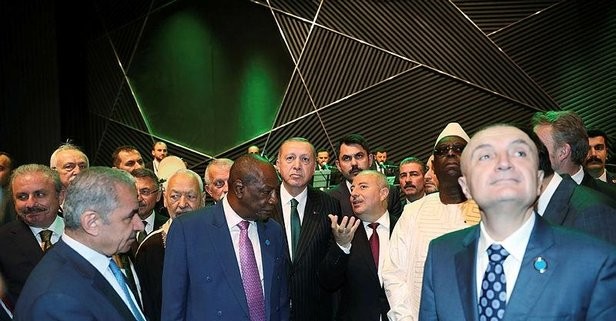 Cumhurbaşkanı Erdoğan Büyük Çamlıca Camii'nde
