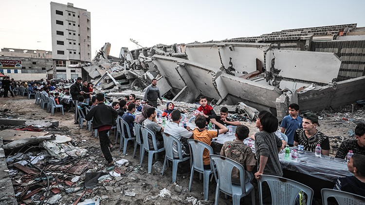 Gazze'de iftarlar başka olur!