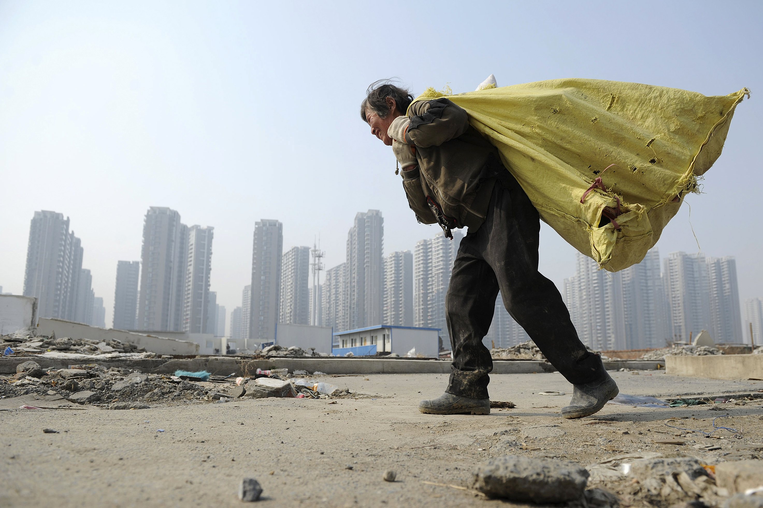 Бедная богатая япония. Нищие казахи. Социальное неравенство в Китае. Бедность в Казахстане. О бедности и богатстве.