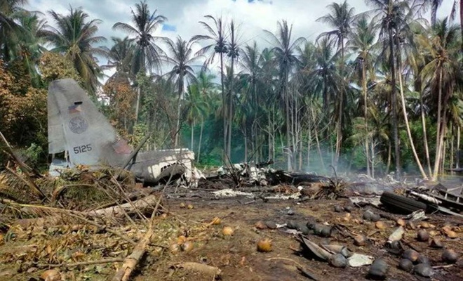 Filipinler'deki uçak kazasında ölü sayısı 52'ye yükseldi