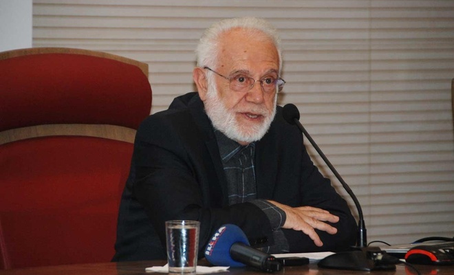 Prof. Dr. Sırma: Müslümanlar hilafeti bırakınca çöküş başladı