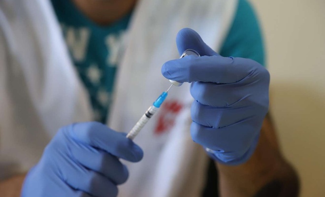 O ülkede artan vakalar nedeniyle aşı zorunluluğu gündemde