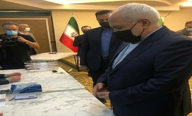 İran Dışişleri Bakanı Zarif oyunu Türkiye’de kullandı