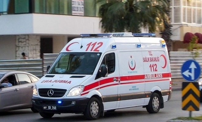 Mardin'de balkondan düşen çocuk hayatını kaybetti