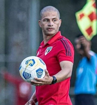 Antalyaspor, teknik direktör Alex De Souza ile anlaştı