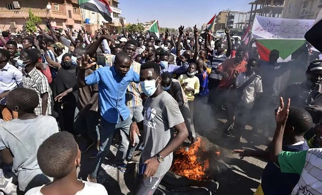 Sudan'da darbe karşıtı gösterilerde ölü sayısı 73'e çıktı