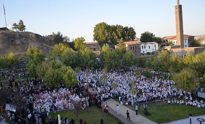 "Hayat Namazla Güzeldir" programının finali bugün Diyarbakır'da yapılacak