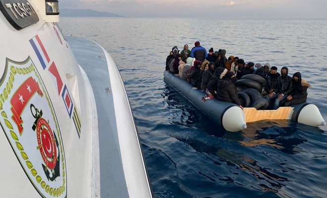 İzmir ve Aydın açıklarında 101 düzensiz göçmen kurtarıldı