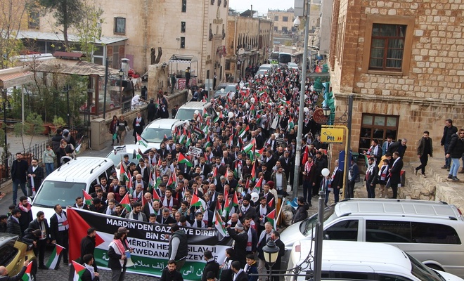 Mardin'de Filistin için yürüyüş yapıldı