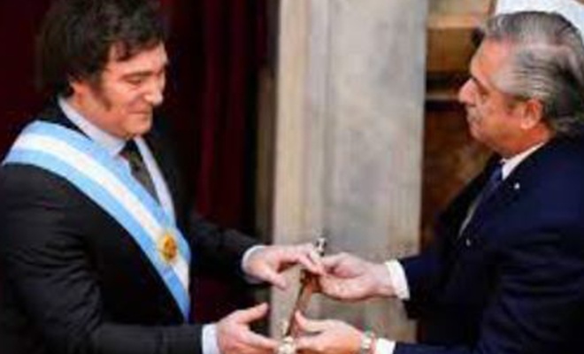 Arjantin’in yeni devlet başkanı Milei göreve başladı
