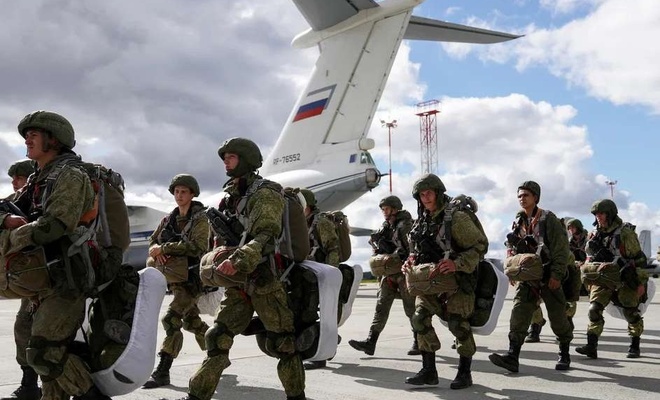 Rusya’dan Belarus'a askeri sevkiyat