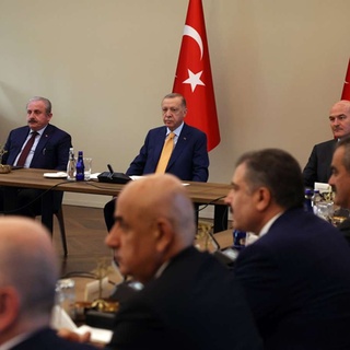 Cumhurbaşkanı Erdoğan, Ahlat&#8217;ta bölge valileriyle bir araya geldi, Nusaybin Medya