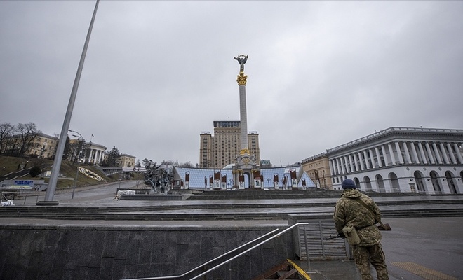 Ukrayna'da sıkıyönetim rejimi 90 gün daha uzatıldı