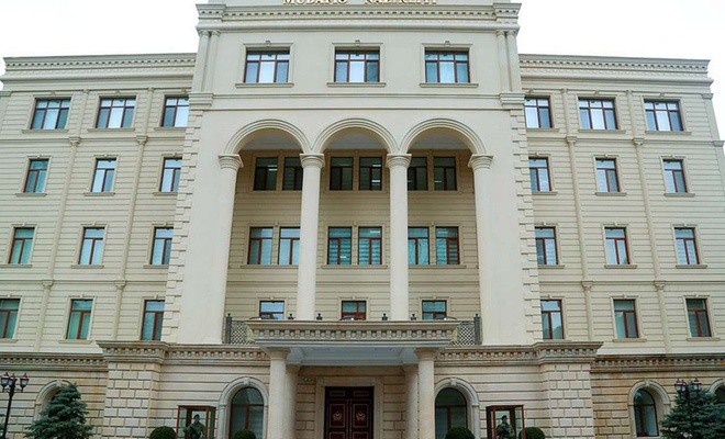 Azerbaycan Savunma Bakanlığı: Kurtarılan bölgelerin bir karışı bile kaybedilmedi