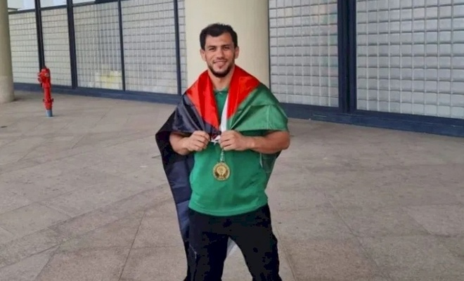 Tokyo Olimpiyatları'nda Cezayirli şampiyon judocudan siyonist işgal çetesine tepki