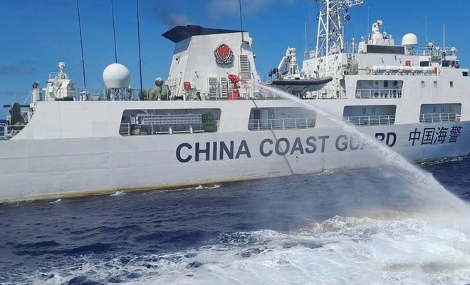 Güney Çin Denizi'nde Filipinler-Çin gerginliği