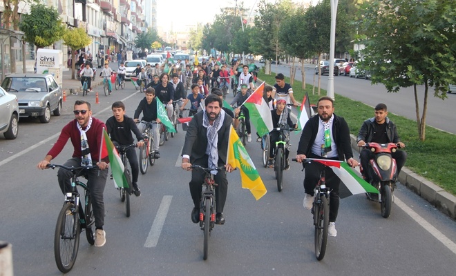 Midyatlı gençlerden Gazze için bisiklet yürüyüşü ve basın açıklaması