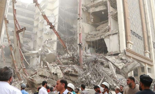 İran'da çöken binada ölenlerin sayısı 28'e yükseldi