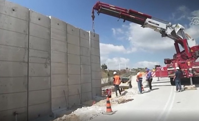 Siyonistler, Batı Şeria’da Ayrım(KORKU) Duvarı inşa ediyor