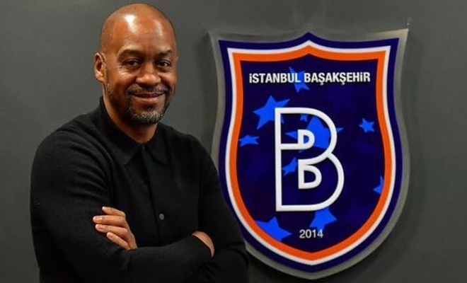 Trabzonspor'un eski teknik direktörü Başakşehir'e geçti