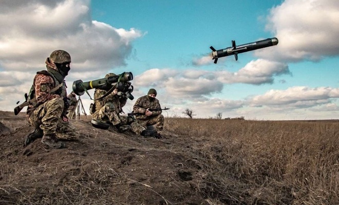İngiltere, Ukrayna'ya binlerce tanksavar füzesi sevk etti