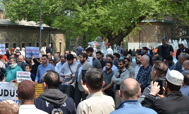 Evliyalar şehri Bursa'da "Dünya Kudüs Günü" münasebetiyle basın açıklaması düzenlendi