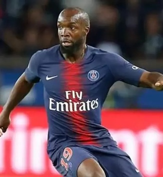 AB'den futbolda çok konuşulacak 'Lassana Diarra' kararı