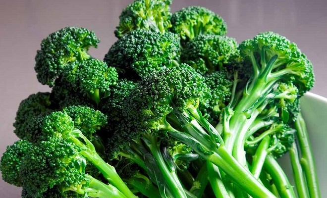 Lahana ailesinden brokolinin faydaları