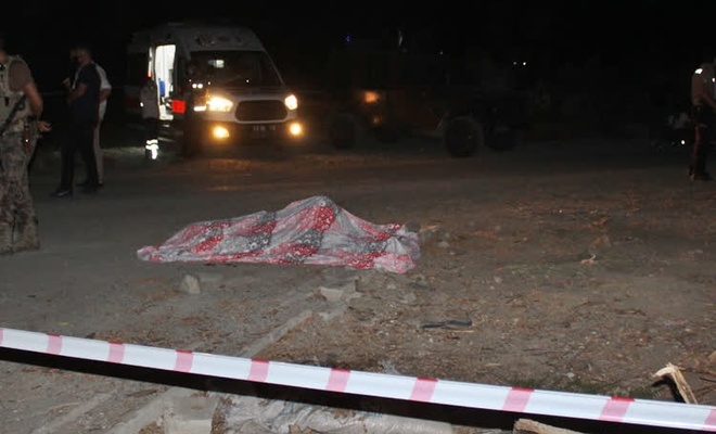 Elazığ'da yol kenarında erkek cesedi bulundu