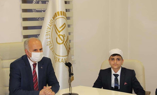 14 yaşındaki çocuk hafızlık yarışmasında Türkiye birincisi oldu