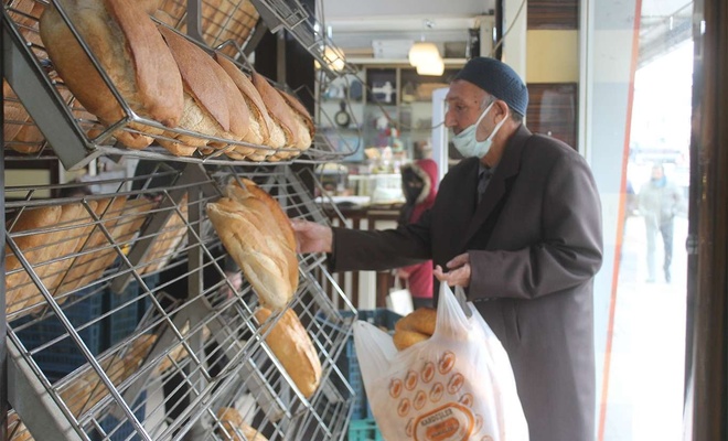 Ağrı'da fırıncılar bakkal ve marketlere ekmeği 2 liradan satmaya başladı