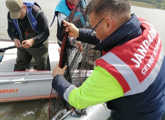 Terkos Gölü'nde yasa dışı balık avcılığına 43 bin 254 lira ceza