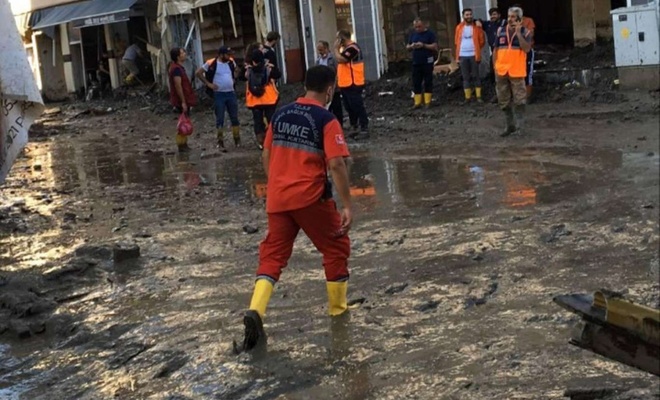 Batı Karadeniz'deki sel felaketinde can kaybı 64'e yükseldi